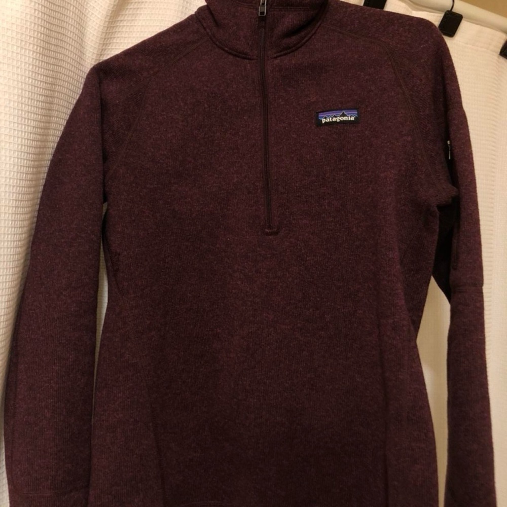 Women’s Maroon PATAGONIA Quarter Zip🏔️